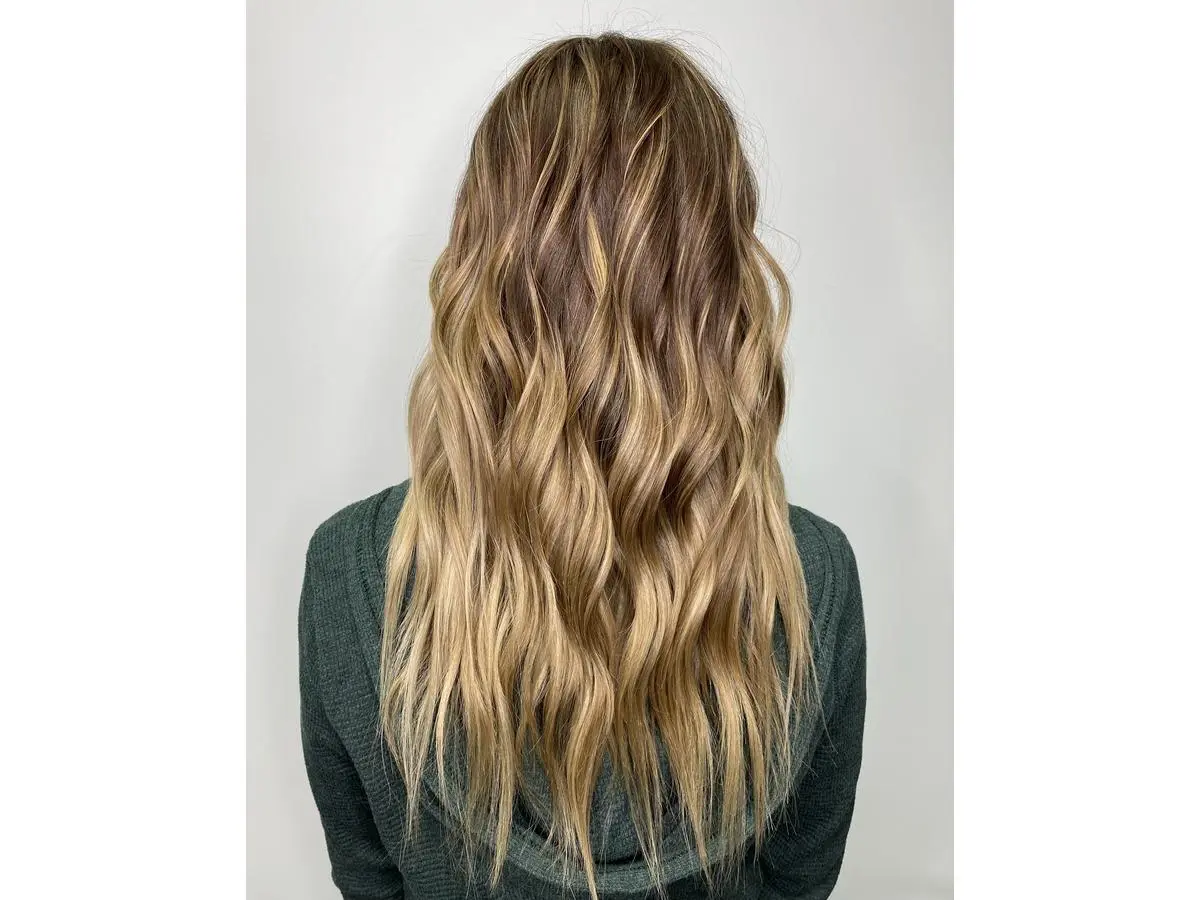 Lived-in Dimensional Color